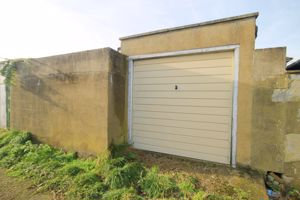 Photo 15- click for photo gallery